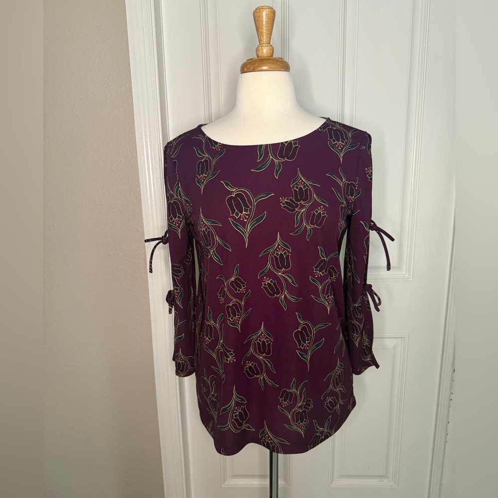 Ann Taylor Factory Purple Floral Open Sleeves with ties blouse size M